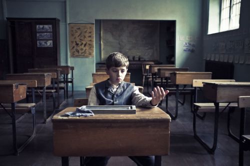 Bill Jones as Young Bert.