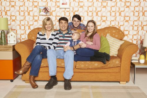 Ashley Jensen and Stewart Wright as Sarah and Kevin.