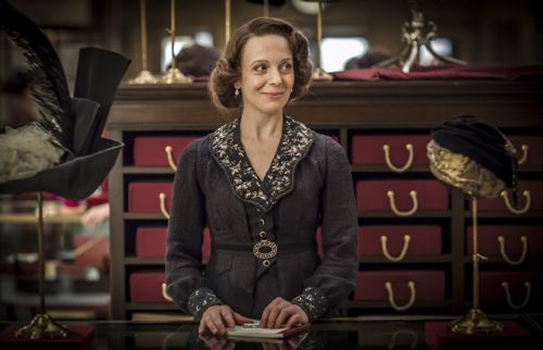 Amanda Abbington as Miss Mardle.
