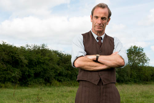 Robson Green as Geordie Keating.