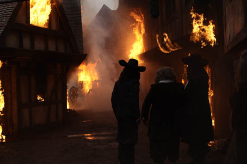 THE_GREAT_FIRE_EP2_130-1