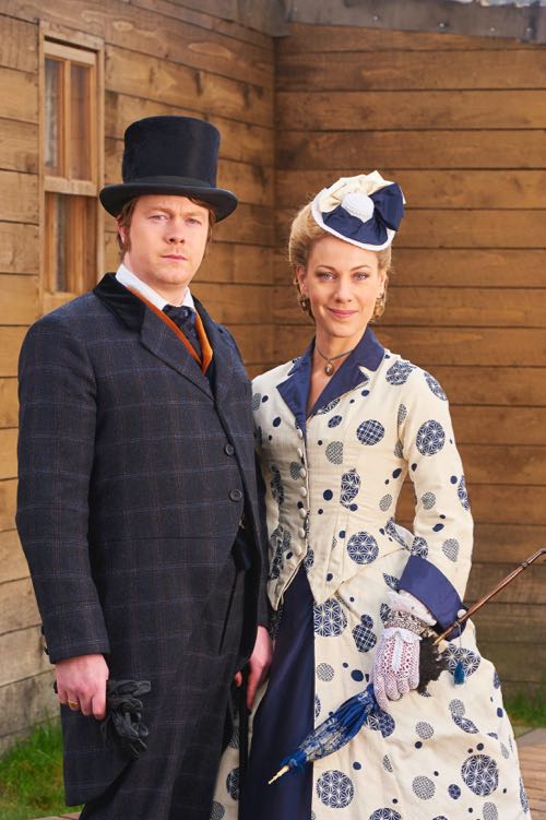 Daniel Rigby and Jeany Spark as Charles Blackwood and Isabella Lambton.