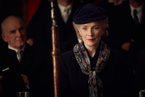 CHURCHILLS_SECRET_24