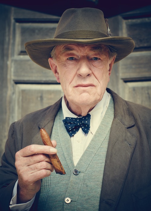 CHURCHILLS_SECRET_40