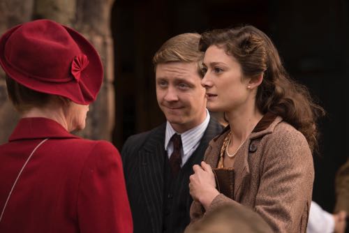 Daisy Badger as Claire and Mike Noble as Spencer.