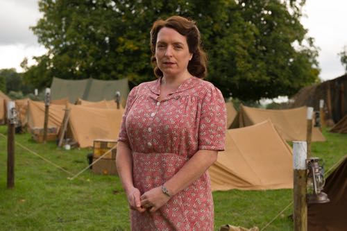 Claire Rushbrook as Pat.