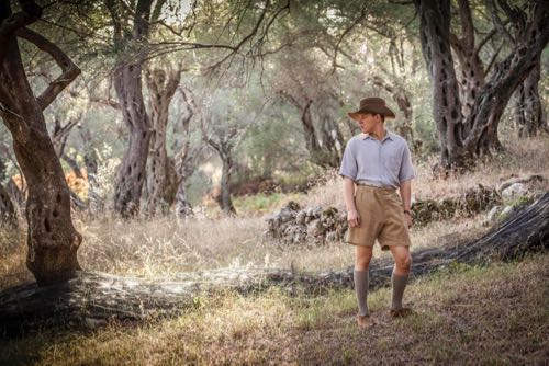THE_DURRELLS_EP1_13