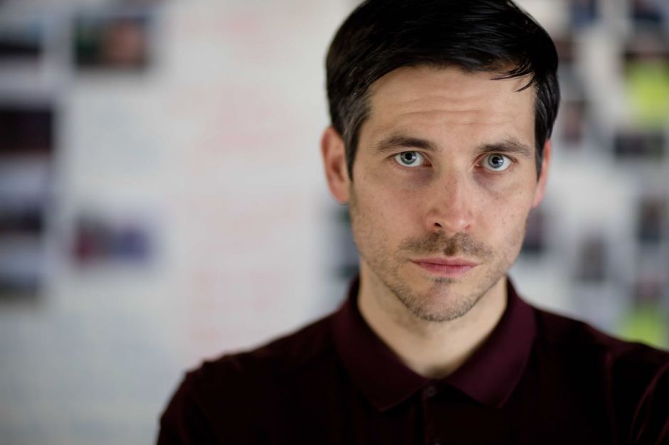 Robert James-Collier (Kevin O'Dowd).