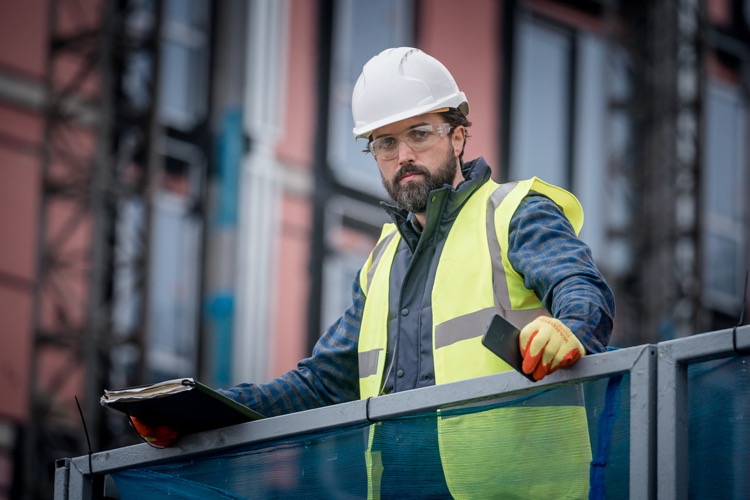 BUTTERFLY_EMBARGOED_UNTIL_4TH_0CTOBER_02